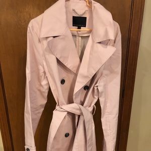Light weight trench coat